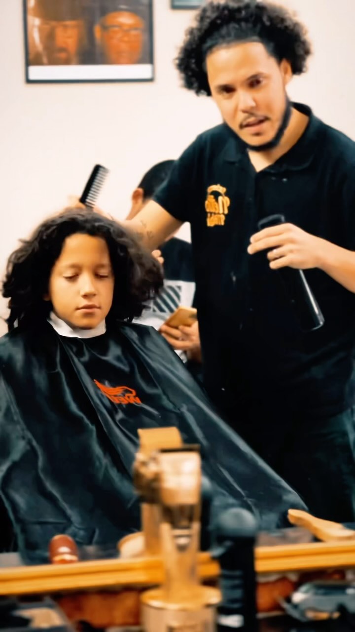 💈GABRIEL HENRIQUE 💇🏻‍♂️

Obrigado,

💈 BARBEARIA NETTO MIB💈
@nettomib @nettomiboficial 

O corte foi o primeiro e ele amou.
Obrigado meus amigos!

#barbearia #vilafrancadexira #alanoliveiraprodutor #alanoliveirafotografia #barbeiroparacriança #barbeariaemlisboa #barbeariaemvilafranca